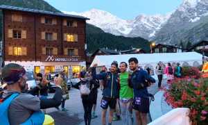 2 Foto ricordo con il Monte Rosa