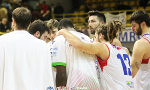 paffoni giocatori abbraccio