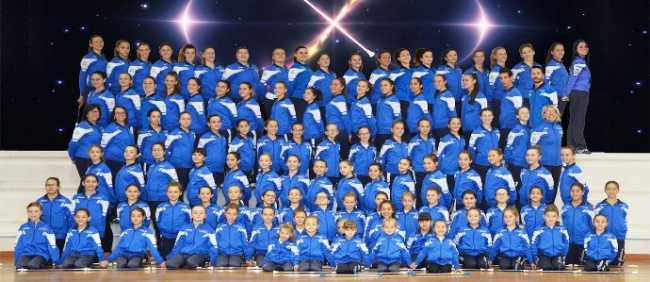 twirling santa cristina 2020