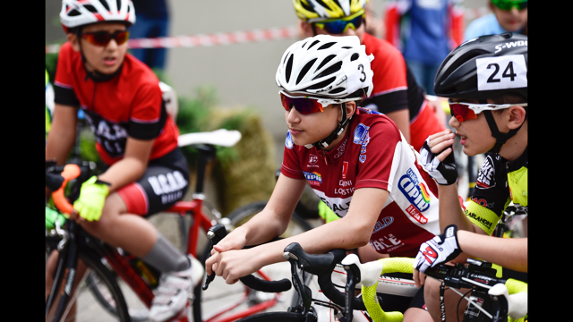 rubino pedale sella occhiali insieme