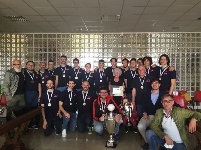 Pallavolo Santhià Stamperia Alicese si aggiudica la Coppa: premiata in Comune