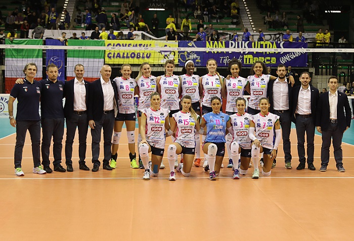 Sconfitta per la Igor all'esordio in Champions