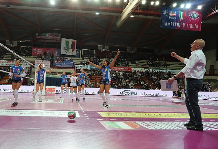 Ancora 3-0 per la Igor su Pesaro. Staccato il pass per la final four di Coppa Italia